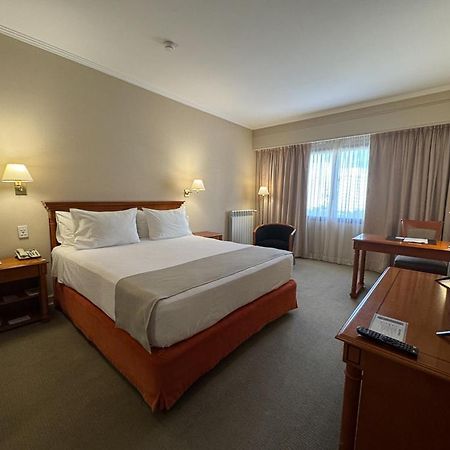 Austral Plaza Hotel Comodoro Rivadavia Extérieur photo