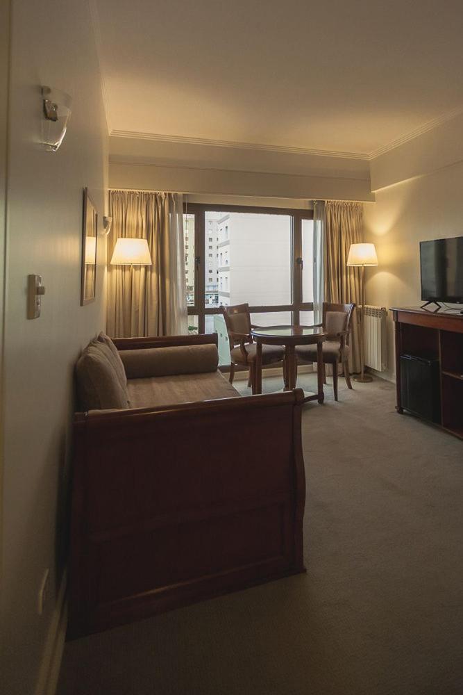 Austral Plaza Hotel Comodoro Rivadavia Chambre photo