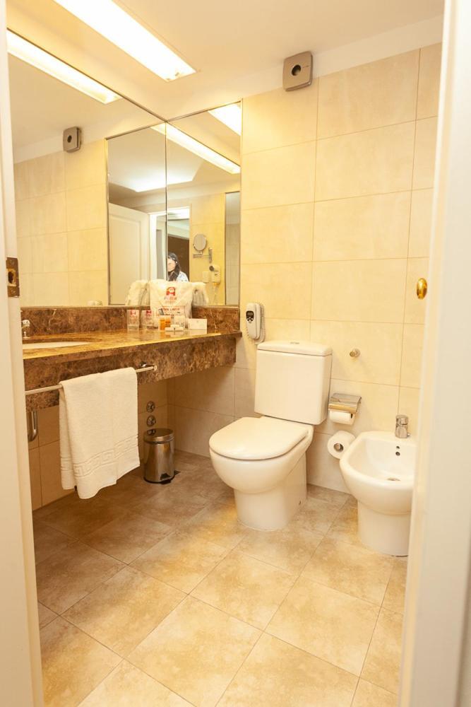 Austral Plaza Hotel Comodoro Rivadavia Chambre photo