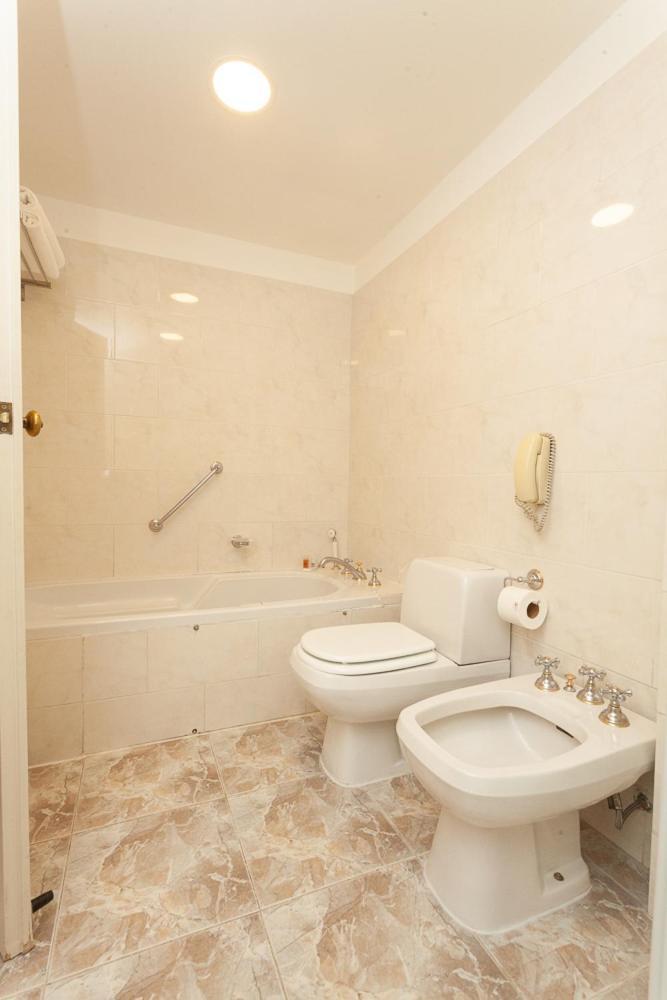 Austral Plaza Hotel Comodoro Rivadavia Chambre photo