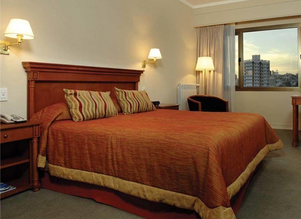 Austral Plaza Hotel Comodoro Rivadavia Extérieur photo