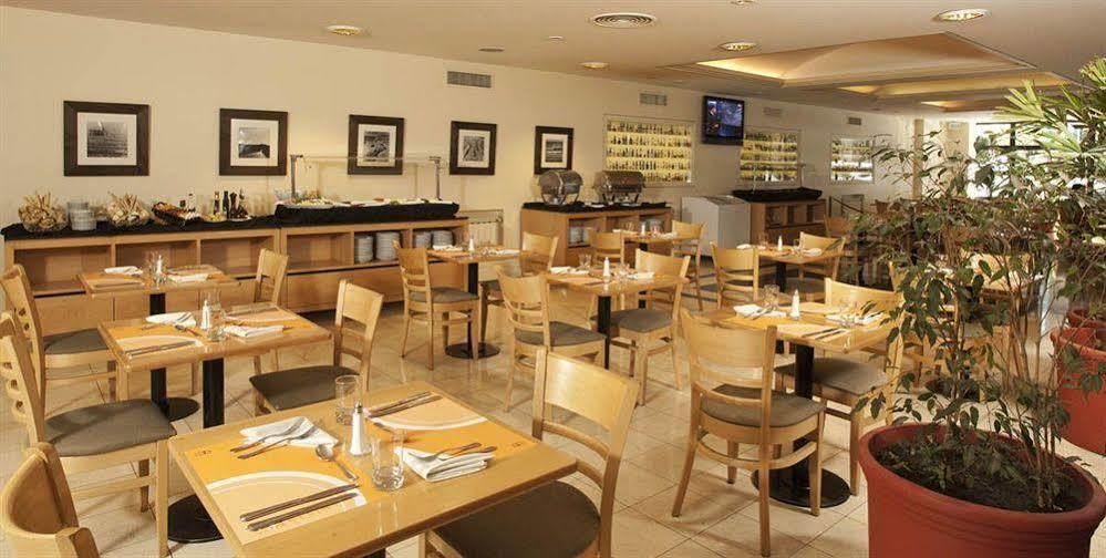 Austral Plaza Hotel Comodoro Rivadavia Extérieur photo