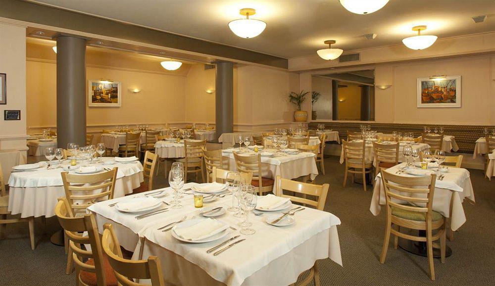Austral Plaza Hotel Comodoro Rivadavia Extérieur photo